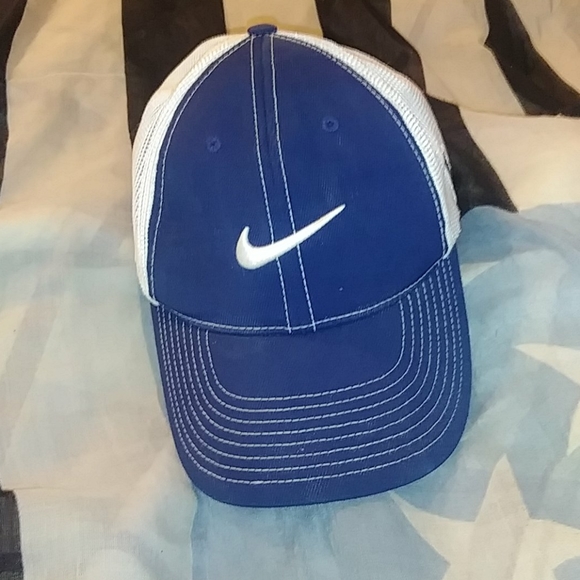 nikebetterworld hats